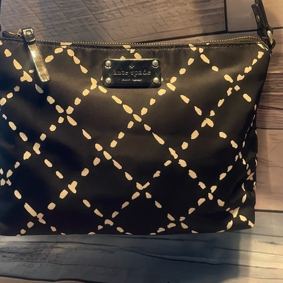 Kate ♠️ Spade Kate NY Stevie Shoulder Hand Bag BLACK CREAM Patent EUC!!! - Picture 5 of 14
